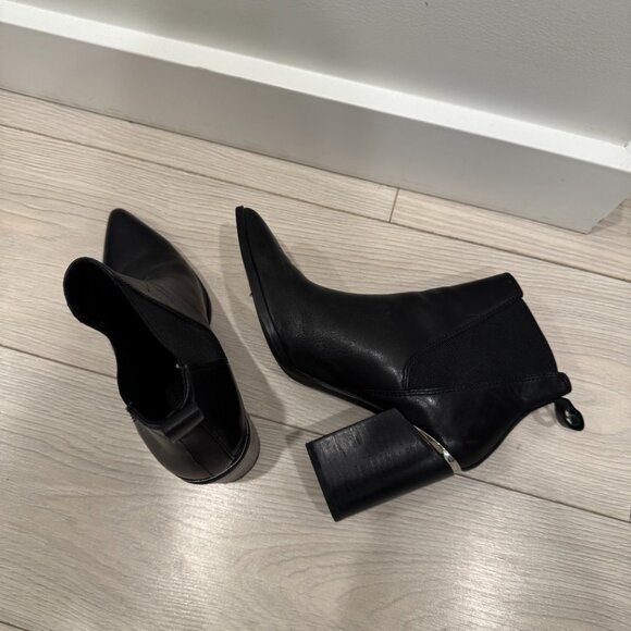 Steve Madden Knoxi Western Bootie - Picture 7 of 10